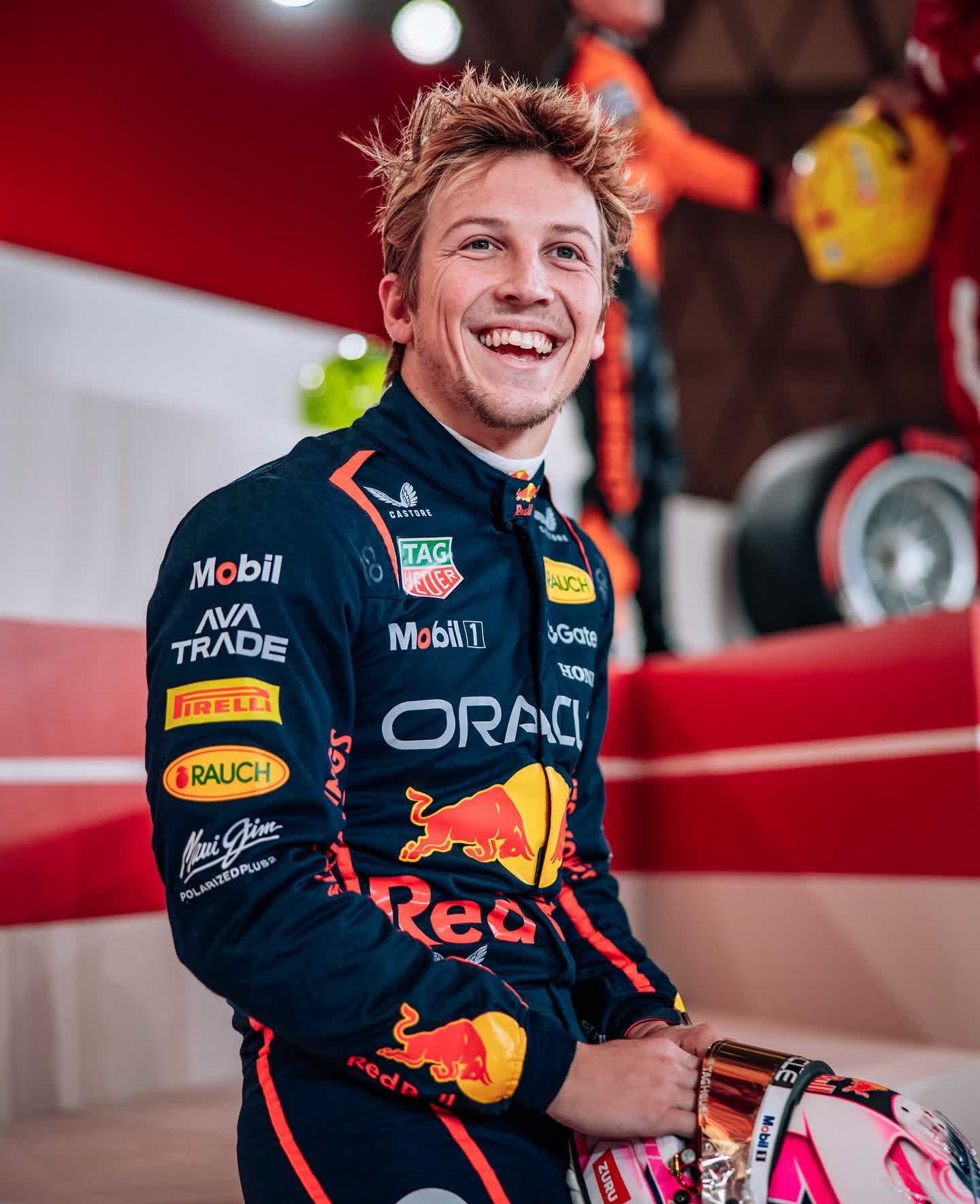 雷诺车队逆转红牛二队,皮亚斯特里刷新纪录 雷诺车队逆转红牛二队,皮亚斯特里刷新纪录