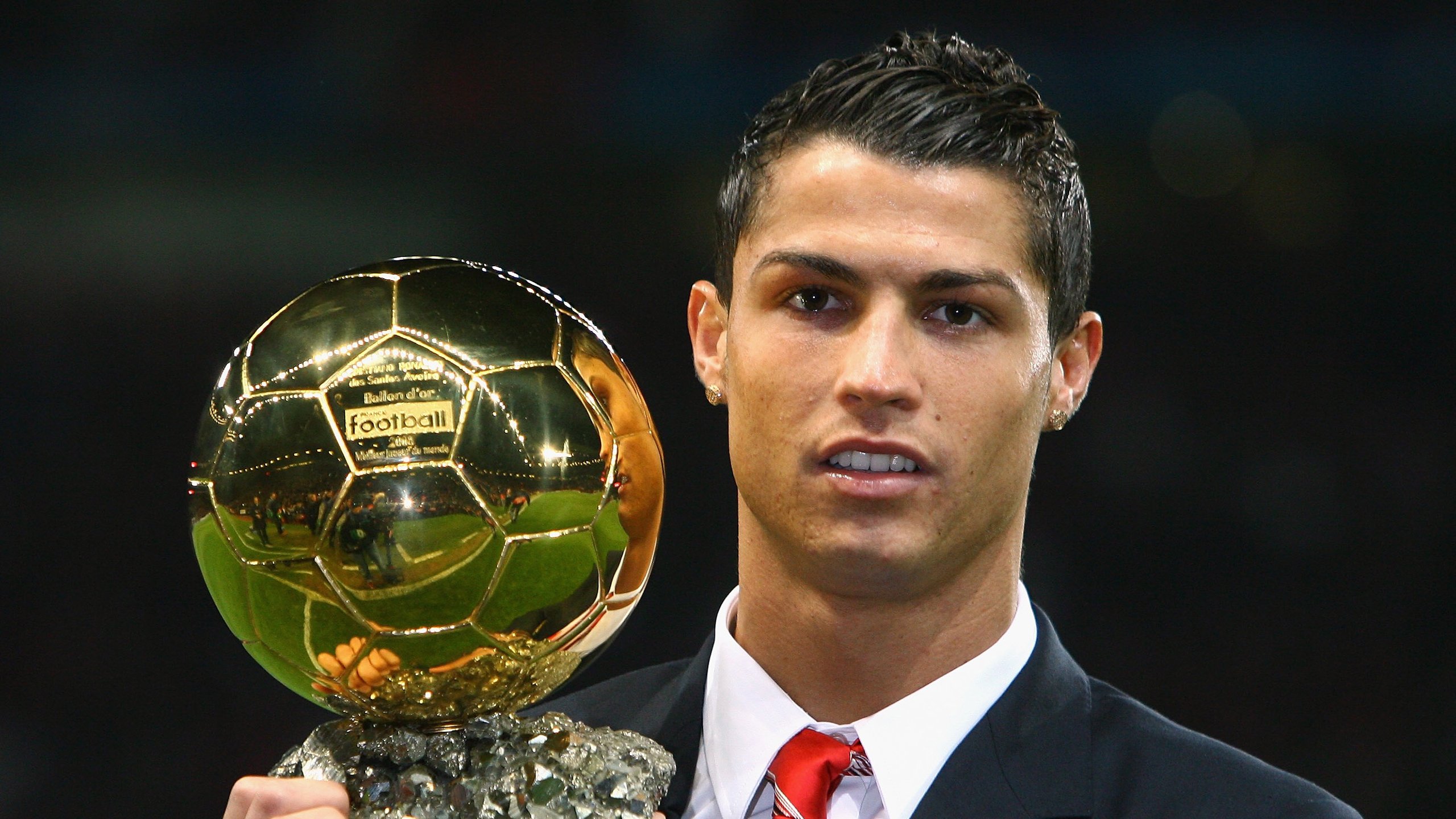 欧冠半决赛焦点战，吉林队制霸公牛